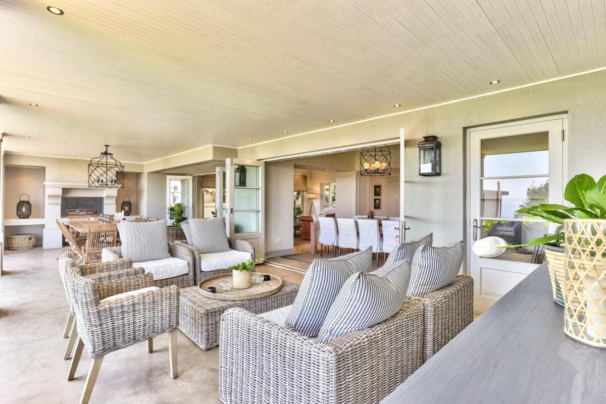 Lush Family Home In Prestigious Area Fokváros Kültér fotó