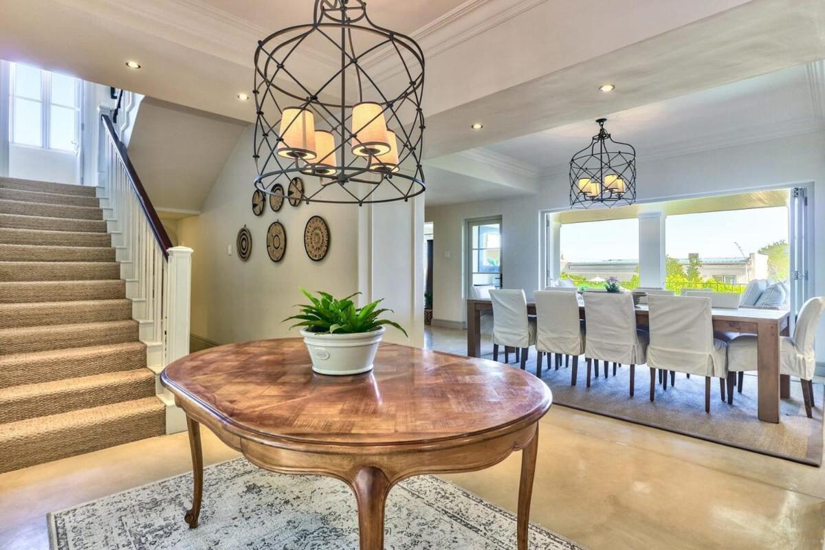 Lush Family Home In Prestigious Area Fokváros Kültér fotó